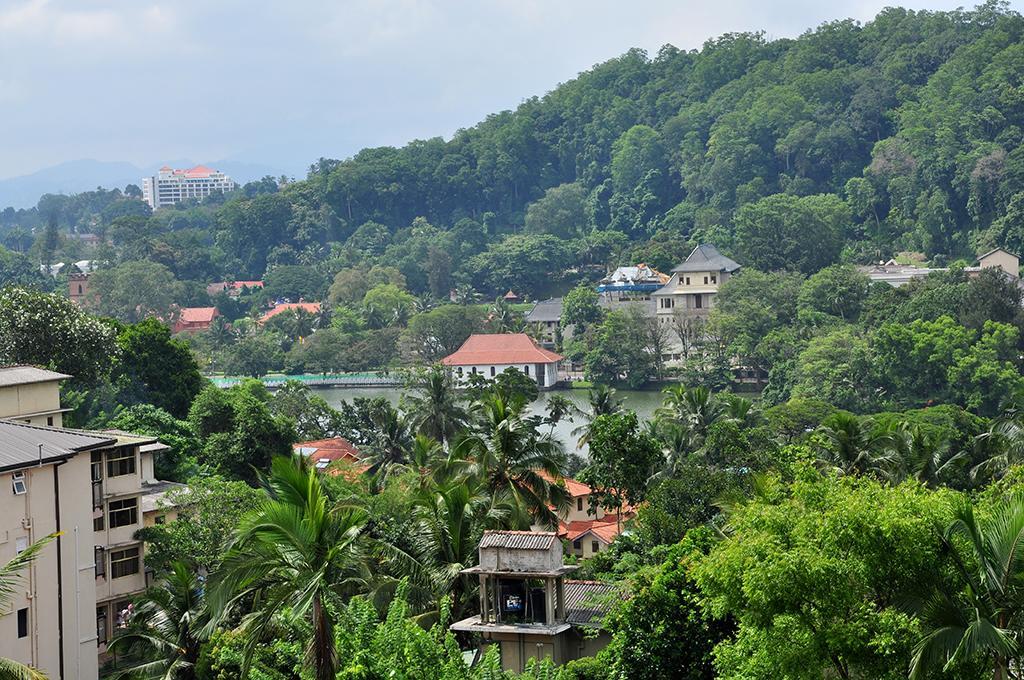 Highest View Hotel Kandy Exterior photo